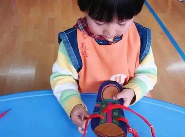 生活技能卷袜子教案_袜子的技术_生活技能袜子