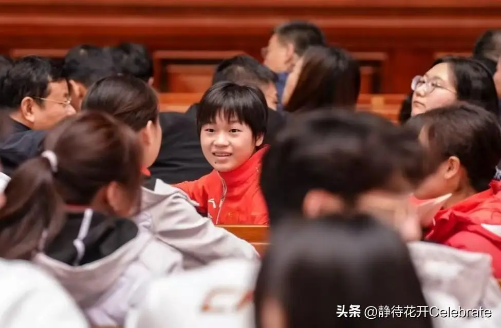 游泳小事件知乎沈乔维_小沈龙说游泳冠军_游泳冠军的小说