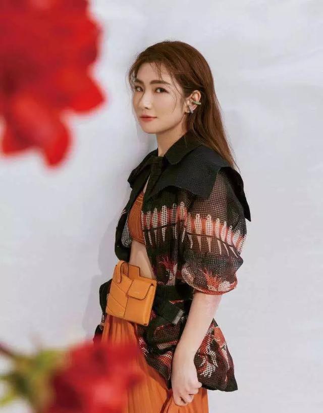 健身明星头像_健身图片明星_健身明星女图片