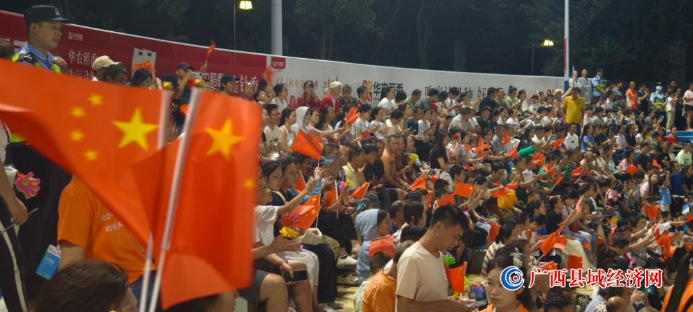 篮球冠军表演视频_《篮球冠军》_篮球总冠军表演