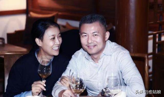 足球运动员高峰现在干啥_足球运动员高峰_高峰足球运动员
