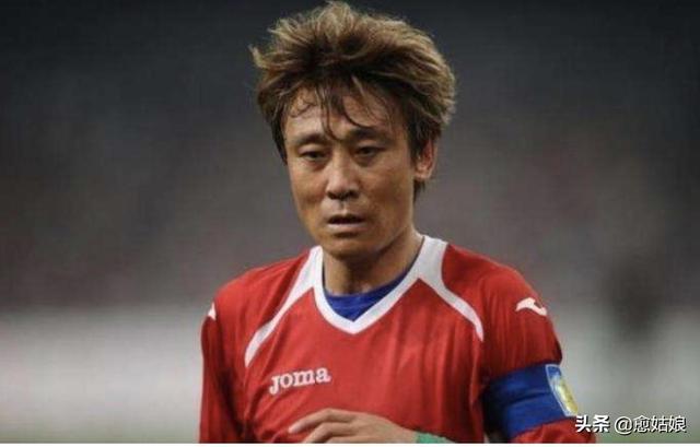 高峰足球运动员_足球运动员高峰现在干啥_足球运动员高峰
