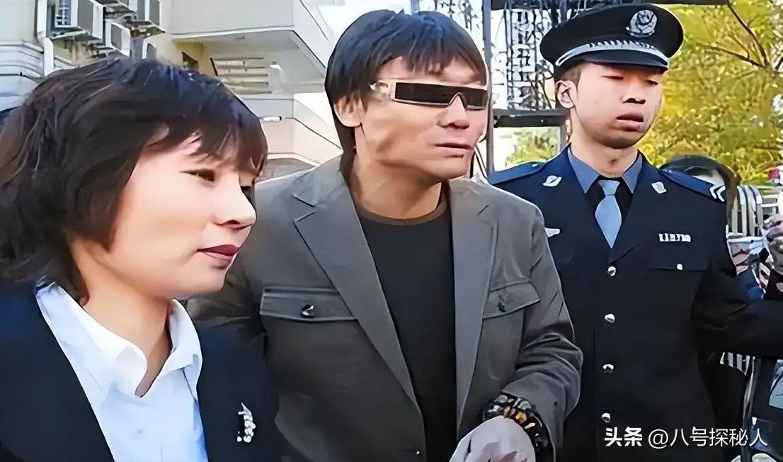 足球运动员高峰_高峰员足球运动员是谁_高峰足球运动员
