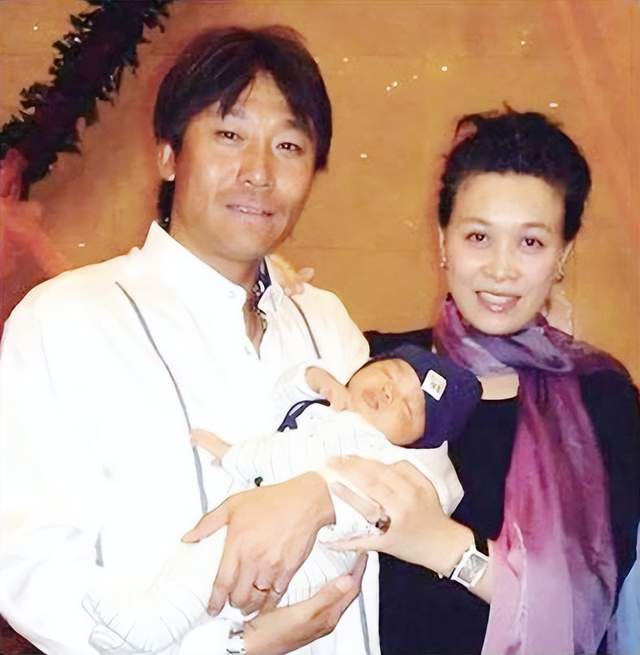 高峰足球运动员_足球运动员高峰_高峰员足球运动员是谁