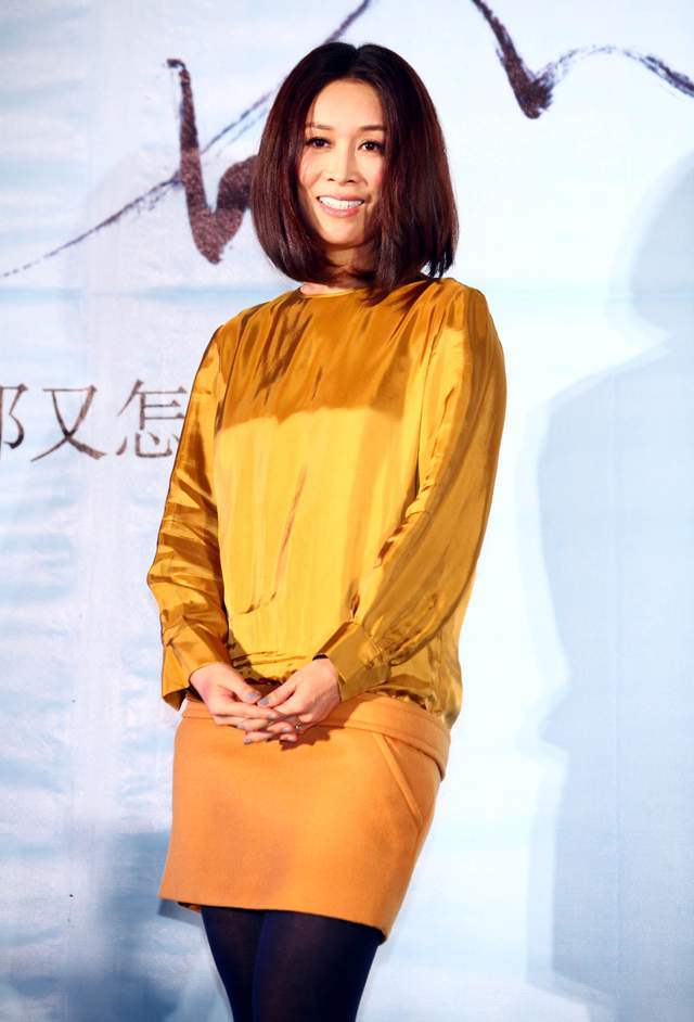 高峰员足球运动员是谁_足球运动员高峰_高峰足球运动员