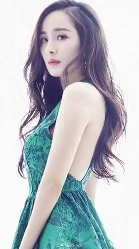 健身女明星代言_代言健身明星女的有哪些_健身代言的女明星